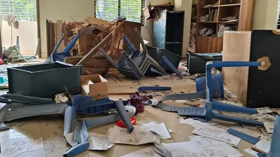 কুষ্টিয়ায় প্রথম আলোর অফিসে ভাঙচুর