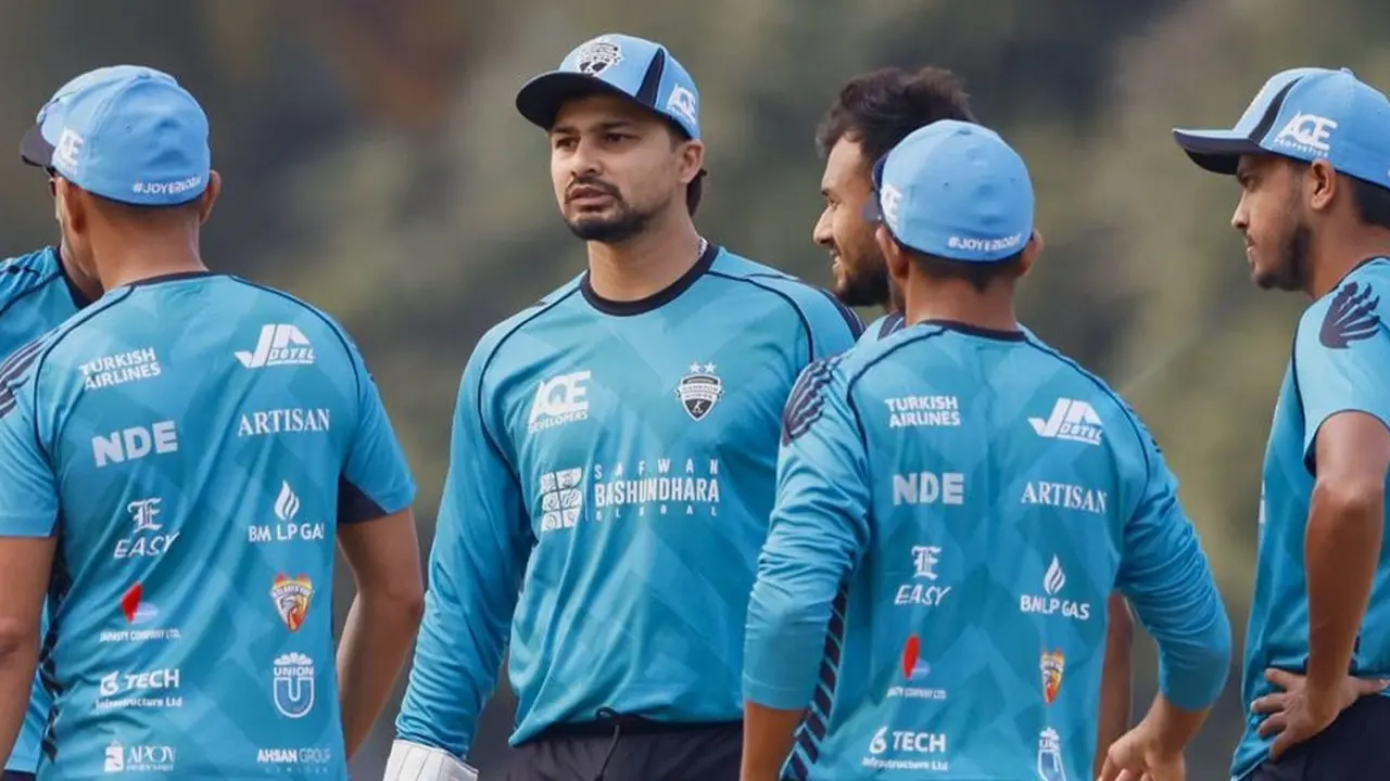বিপিএল শুরুর আগেই ক্রিকেটারদের খুশি করল রংপুর, এখনো টাকা দেয়নি যারা
