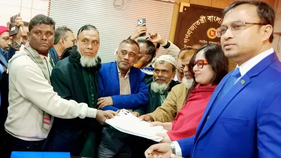 ব্রাহ্মণবাড়িয়া-২ আসনে রুমিন ফারহানার মনোনয়ন জমা সম্পন্ন