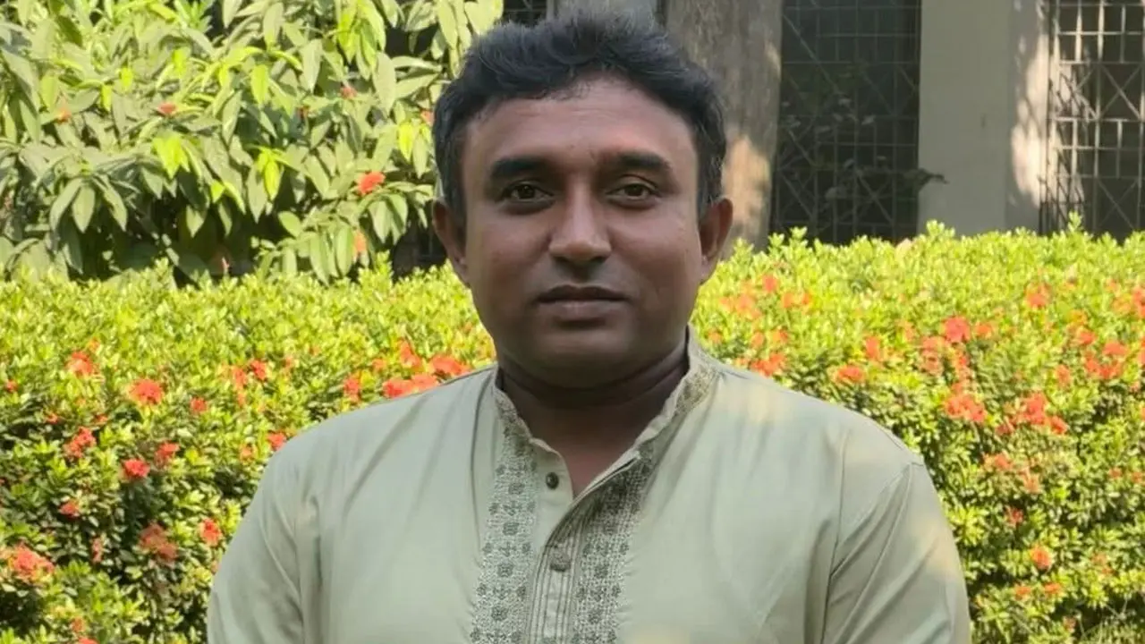 সরকারি প্রাথমিক শিক্ষক আন্দোলনের আহ্বায়ক সামছুদ্দীন স্ট্যান্ড রিলিজ