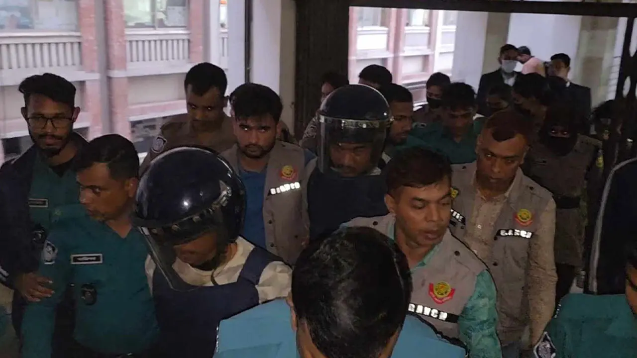 আসামিকে পালাতে সাহায্যের অভিযোগে ফের রিমান্ডে সিবিউন-সঞ্জয়