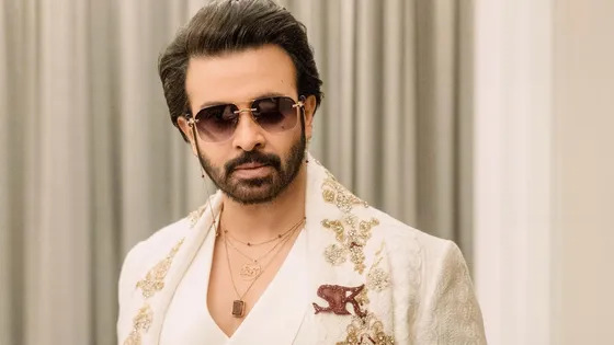 নতুন লুকে এসে শাকিব লিখলেন— ‘গম্ভীর নীরবতাই বেশি জোরালো শোনায়’