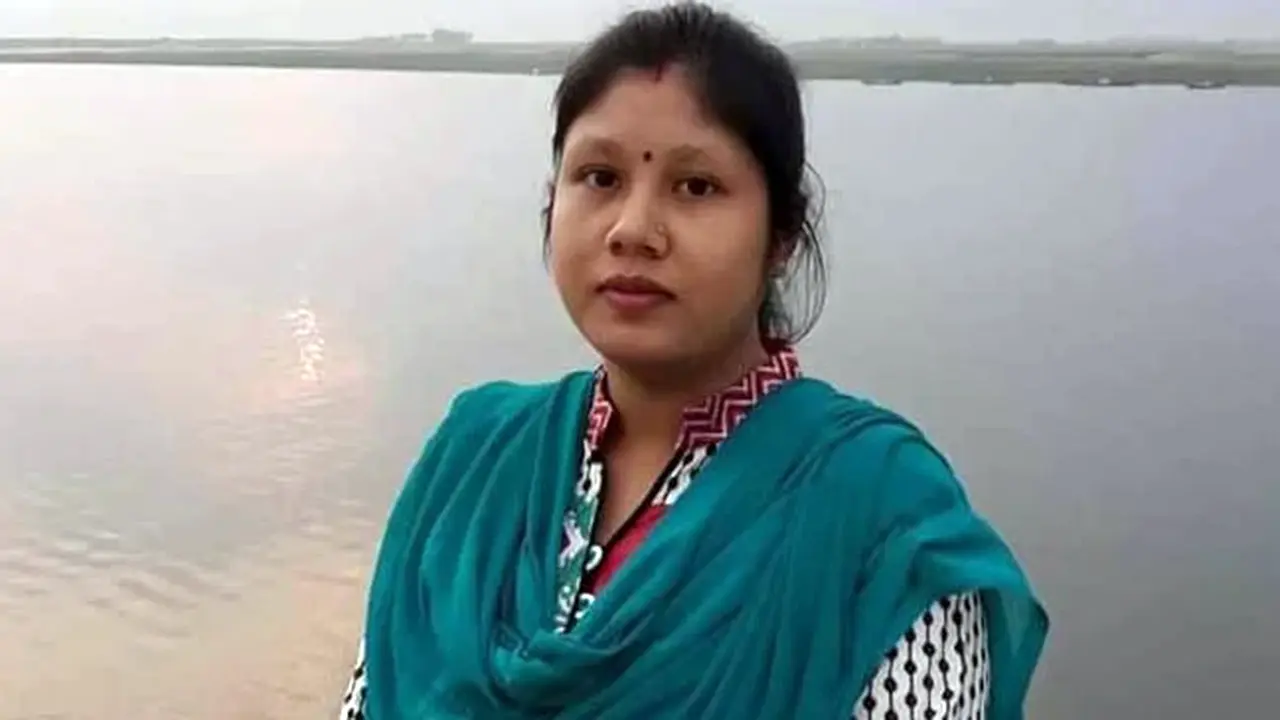 জাল দলিল মামলায় সাব-রেজিস্ট্রার দুপুরে কারাগারে, সন্ধ্যায় জামিন