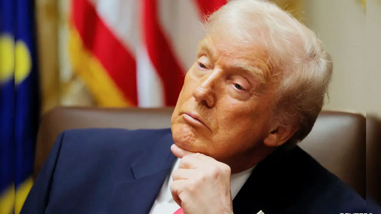 এইচ-১বি ভিসা ফি : ট্রাম্পের বিরুদ্ধে মামলা ২০ মার্কিন অঙ্গরাজ্যে