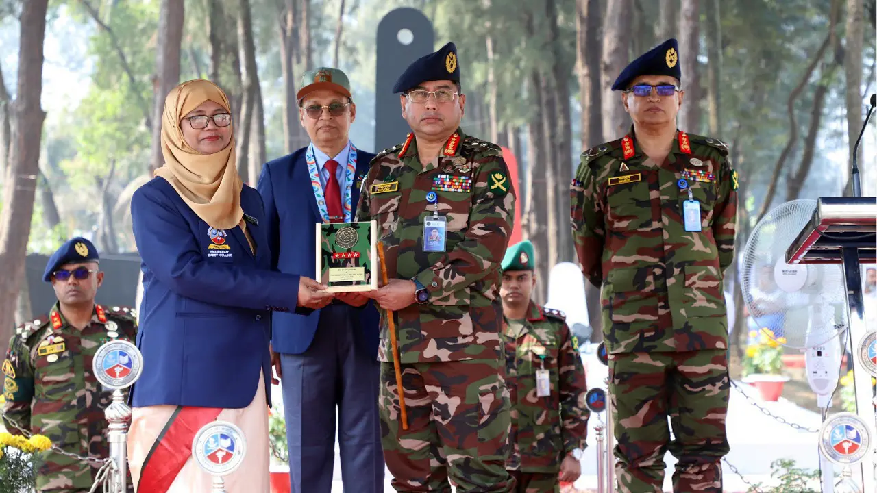 প্রাক্তন ক্যাডেটদের পুনর্মিলনী অনুষ্ঠানে সেনাপ্রধান