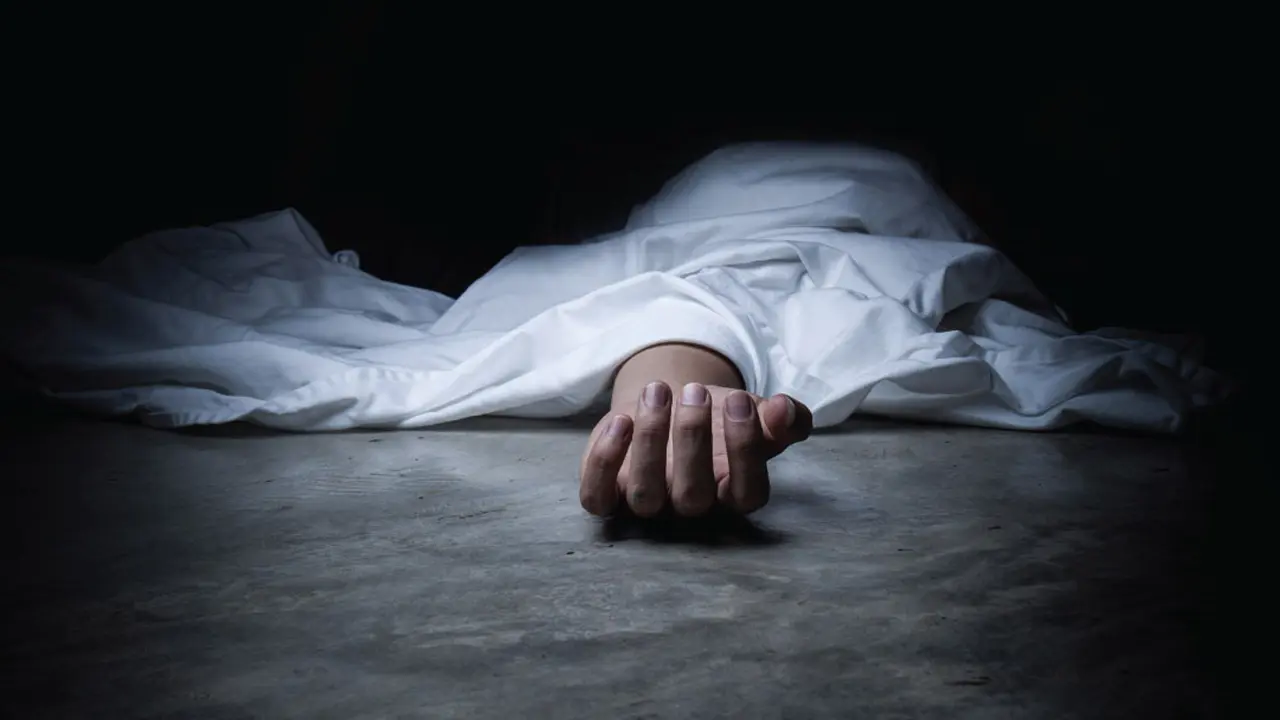 রাজধানীতে পৃথক ঘটনায় নারী-শিশুসহ ৫ জনের মরদেহ উদ্ধার