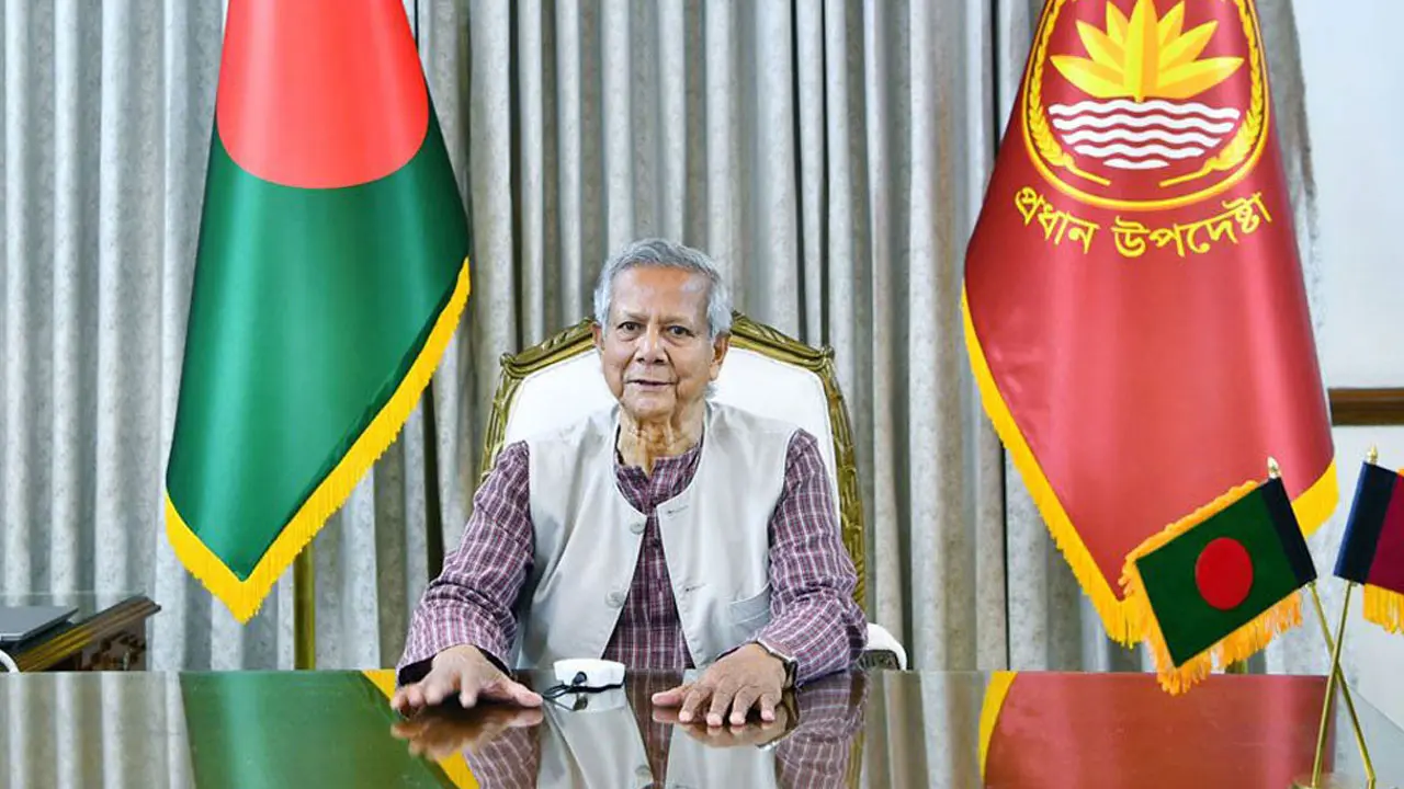 আমিরাতের উদ্দেশে ঢাকা ছেড়েছেন প্রধান উপদেষ্টা