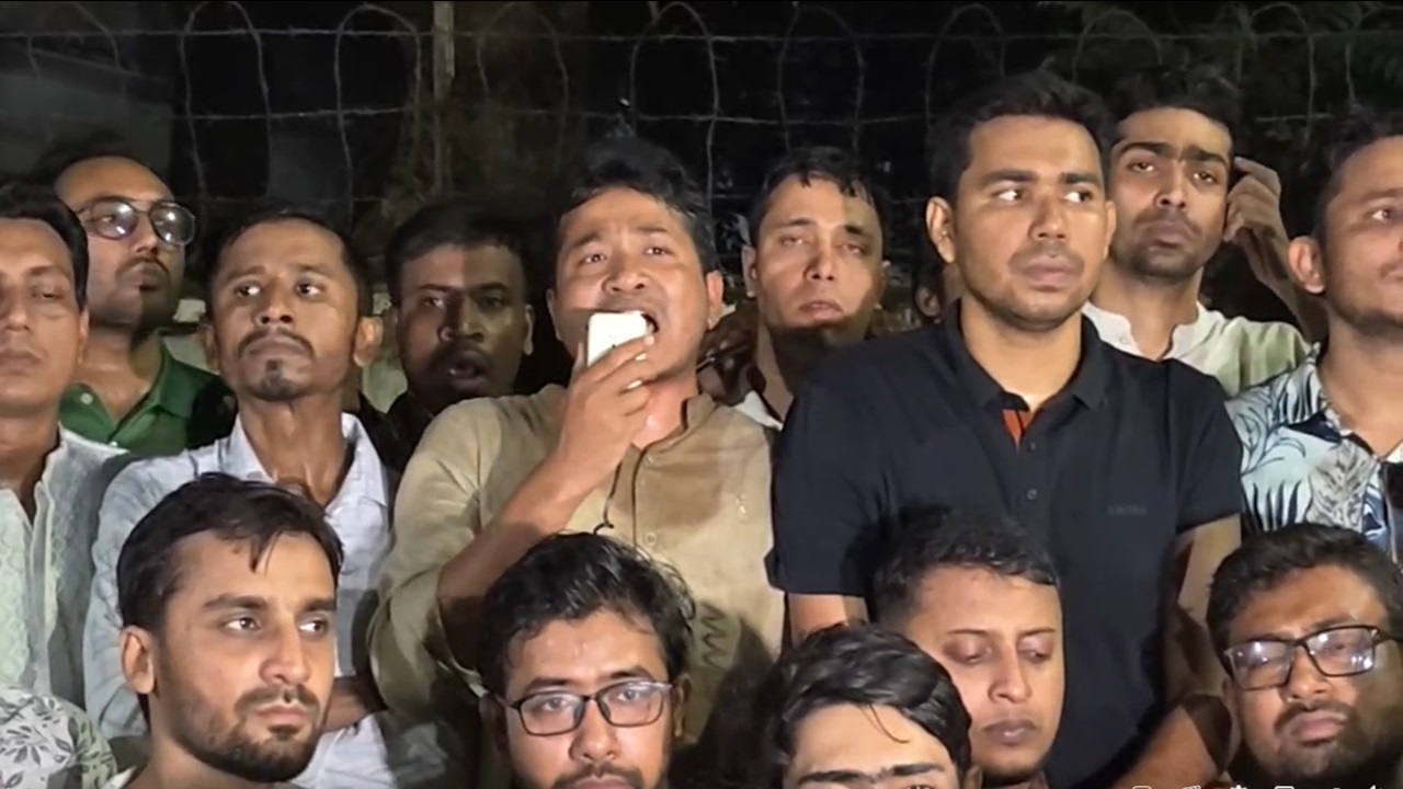 গুপ্ত সংগঠনটি নিজেদের খুব মেধাবী মনে করে, একের পর এক মব বানাচ্ছে