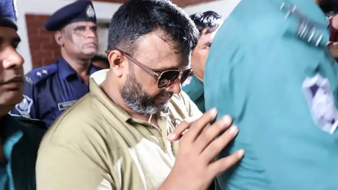 দণ্ডপ্রাপ্ত সাবেক ওসি মোয়াজ্জেমের মামলা প্রত্যাহারের আবেদন