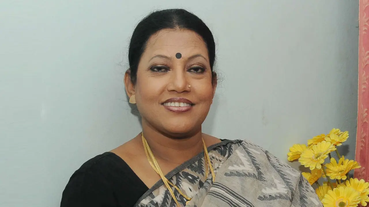 ফরিদা পারভীনের সবশেষ অবস্থা জানালেন মেয়ে