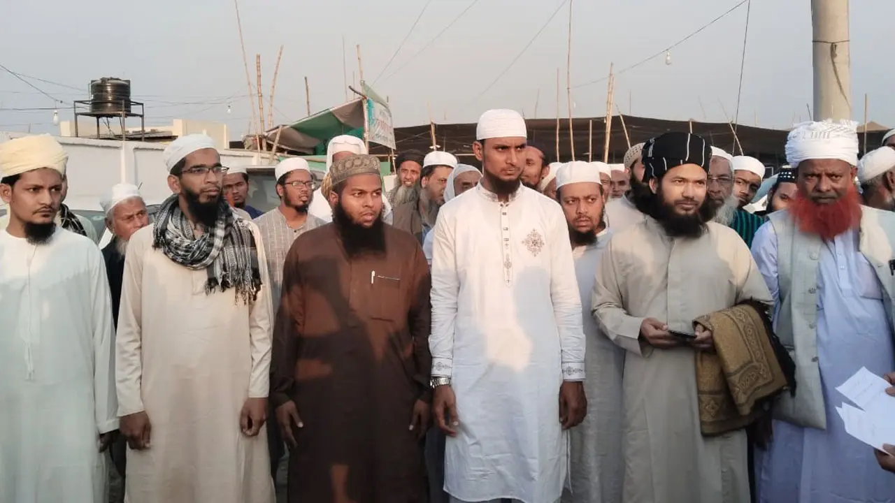 ইজতেমায় ৯ যুগলের যৌতুকবিহীন বিয়ে