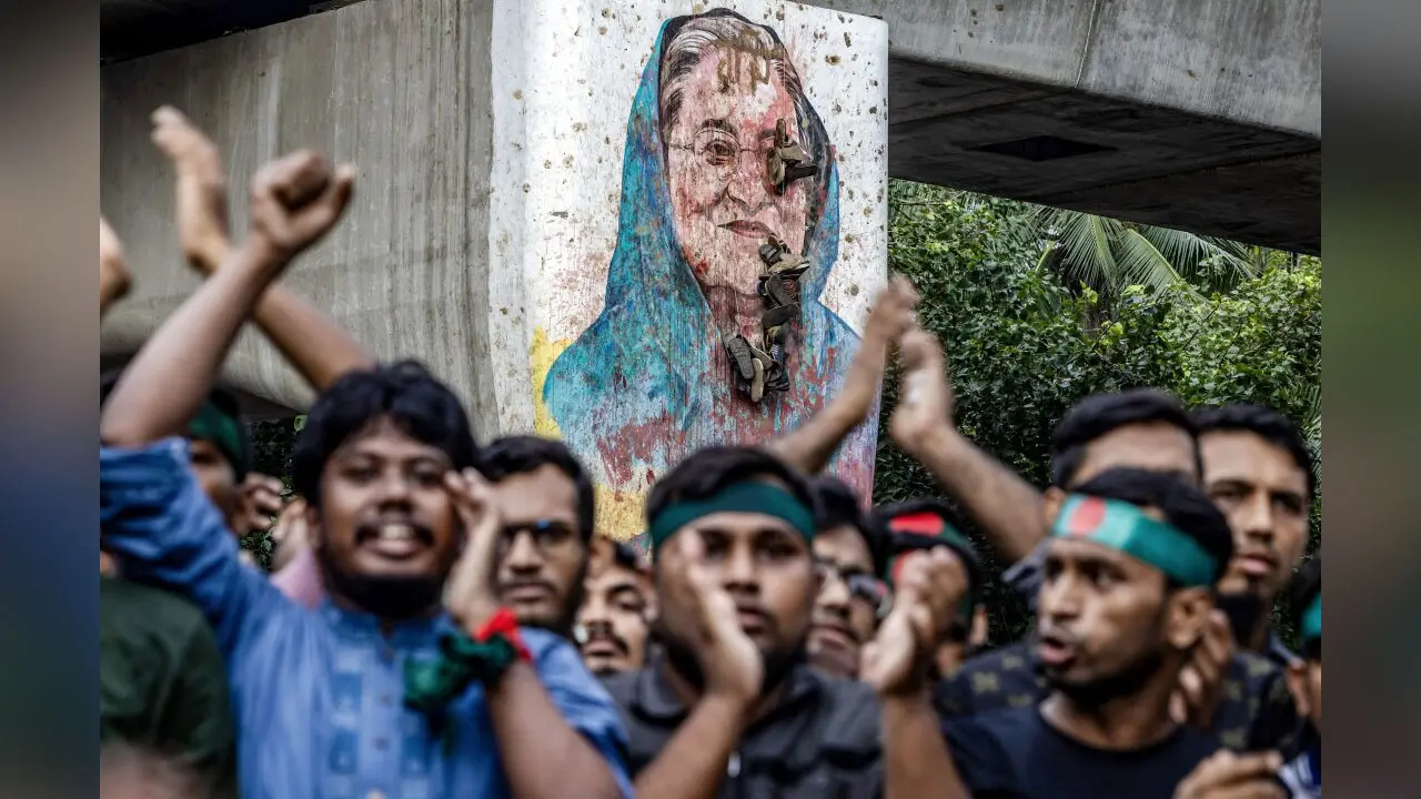 শেখ হাসিনা দালাই লামা নন, ভারতের উচিত তাকে সমর্থন না দেওয়া