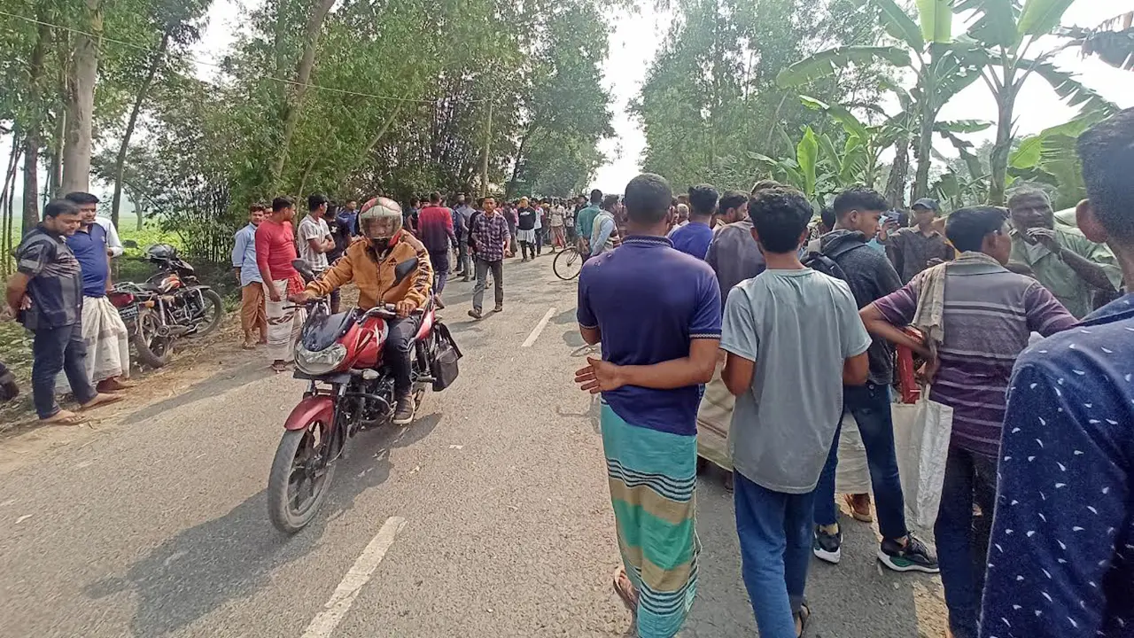 পরীক্ষা দেওয়া হলো না, বাসচাপায় প্রাণ গেল চাচা-ভাতিজির 