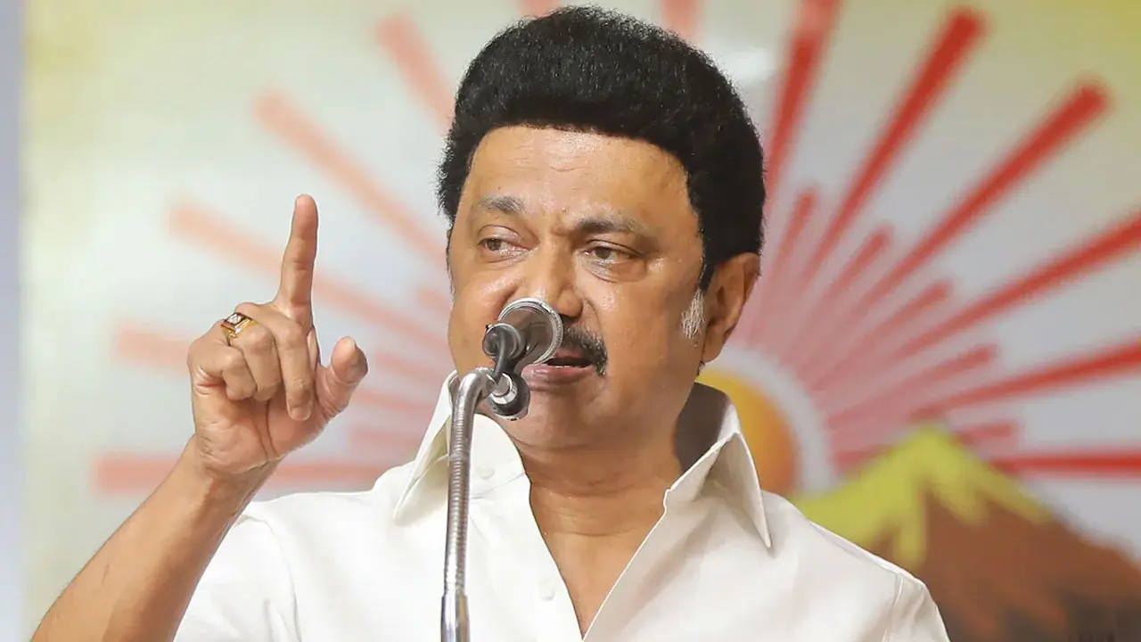 আরেকটি ভাষা-যুদ্ধের জন্য প্রস্তুত তামিলনাড়ু, বলছেন মুখ্যমন্ত্রী
