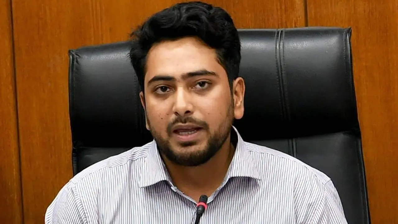 জুলাই শহীদ পরিবারের চাকরি নতুন কোটা হিসেবে যুক্ত হবে না