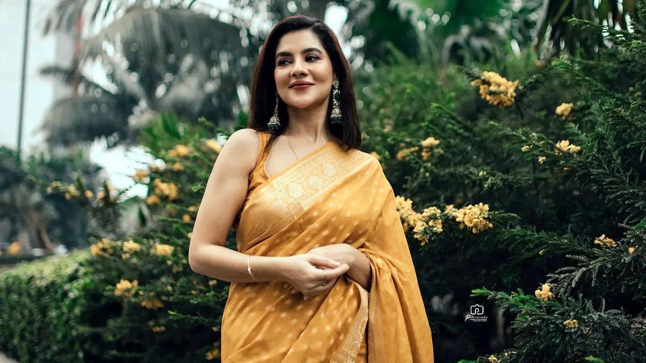 বিদেশে ঘুরতে গেলেই লোকে ভাবে, পাত্রের খোঁজে গিয়েছি : পায়েল