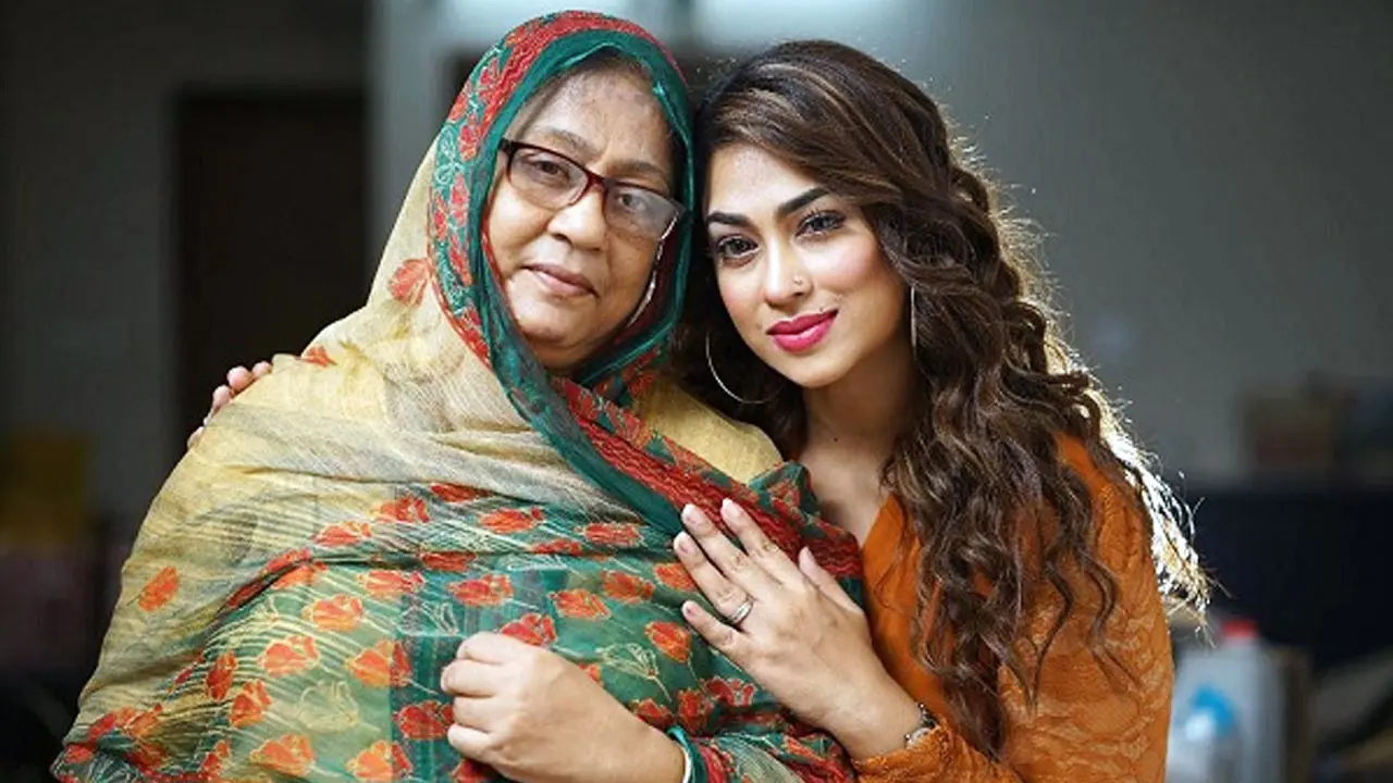 মেয়েটা আগে ভালোই ছিল : পপির মা