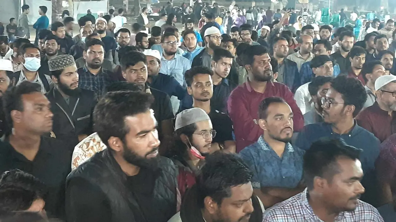 আওয়ামী লীগ নিষিদ্ধের দাবিতে ছাত্র-জনতার কফিন মিছিল