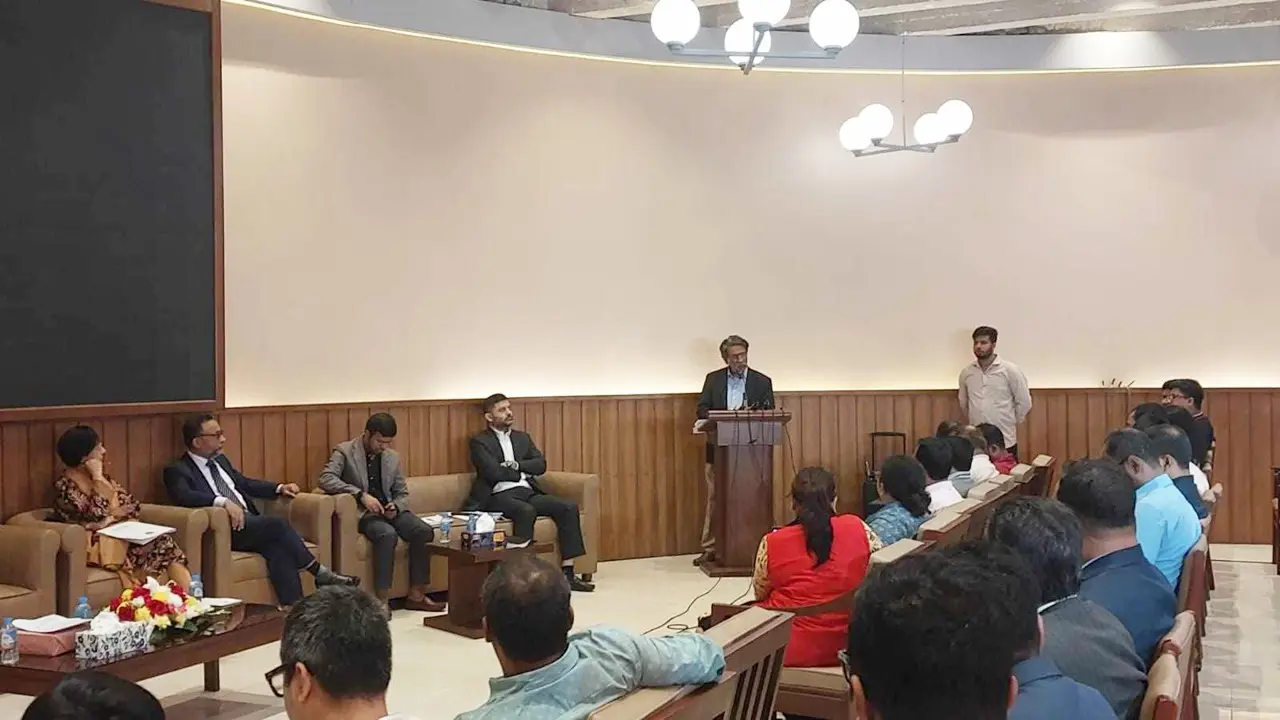 প্রধানমন্ত্রীকে জবাবদিহিতায় আনতে ৭০ অনুচ্ছেদ সংস্কারের সুপারিশ