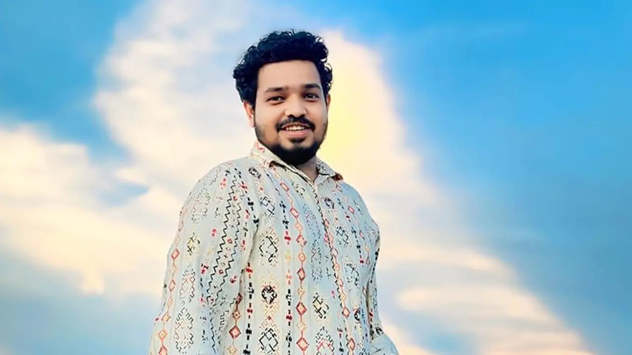‘সানী সস্তা ফেইম দিয়ে সেলিব্রেটি হতে চায়নি’