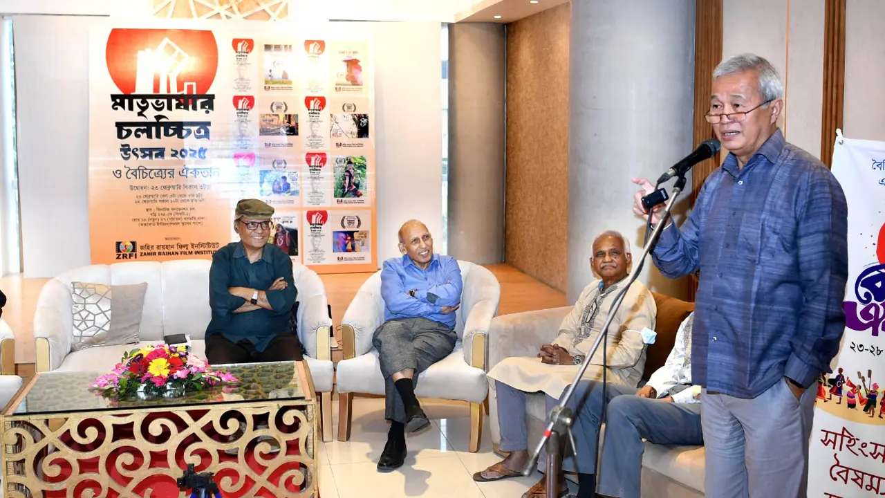 বাংলাদেশি হিসেবে নিজেকে পরিচয় দিতে আমি গর্ববোধ করি