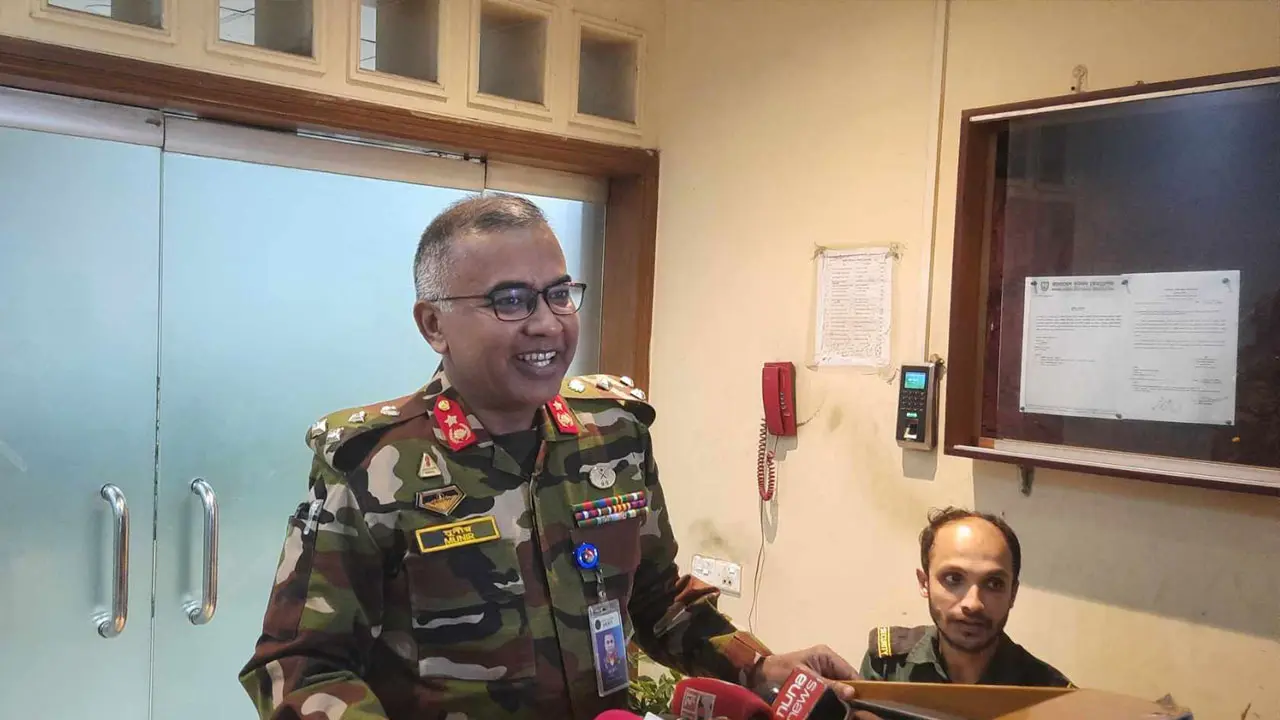 ঋতুপর্ণাদের খোঁজ নিতে বাফুফেতে বিকেএসপির ডিজি