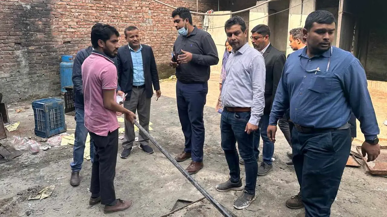 মিরপুর ও ডেমরায় অবৈধ গ্যাস সংযোগ বিচ্ছিন্ন, জরিমানা আদায়