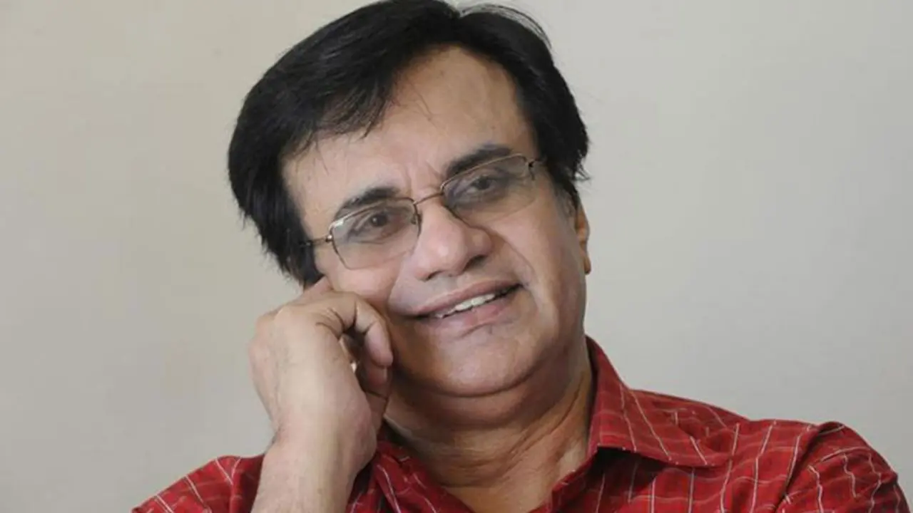 সাংবাদিক আবেদ খানের বিরুদ্ধে গ্রেপ্তারি পরোয়ানা জারি