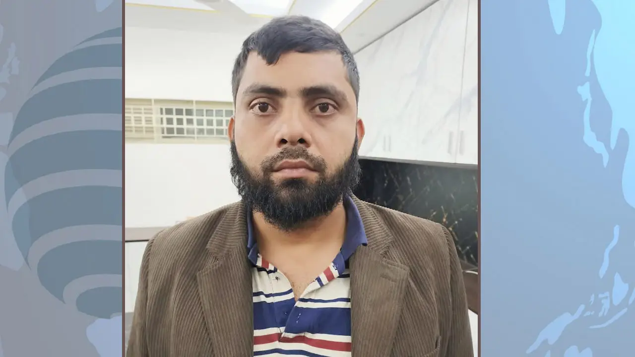 কারওয়ান বাজারের শীর্ষ চাঁদাবাজ-সন্ত্রাসী রাসেল গ্রেপ্তার