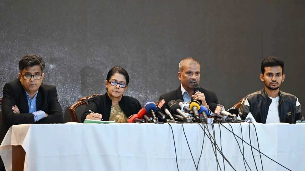 নির্বাচনের আগে ট্রায়াল কোর্টে বিচারের আশা আসিফ নজরুলের