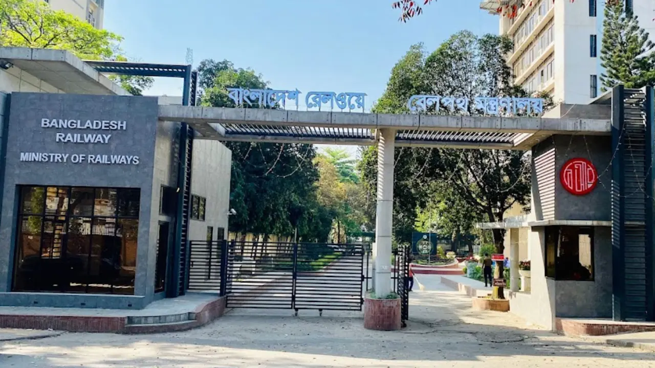 রেল ভবনের সভায় যাননি রানিং স্টাফরা
