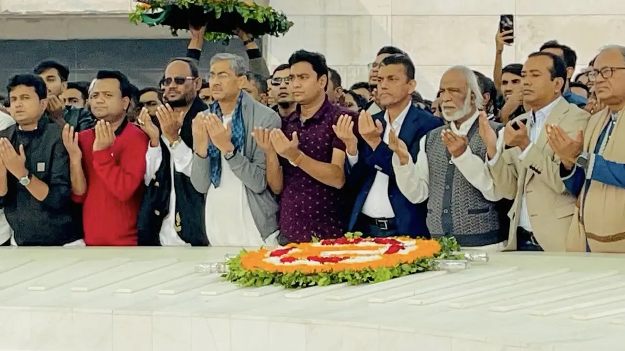 ‘শিবিরের কাউন্সিল পাতানো এবং নাটকপূর্ণ’