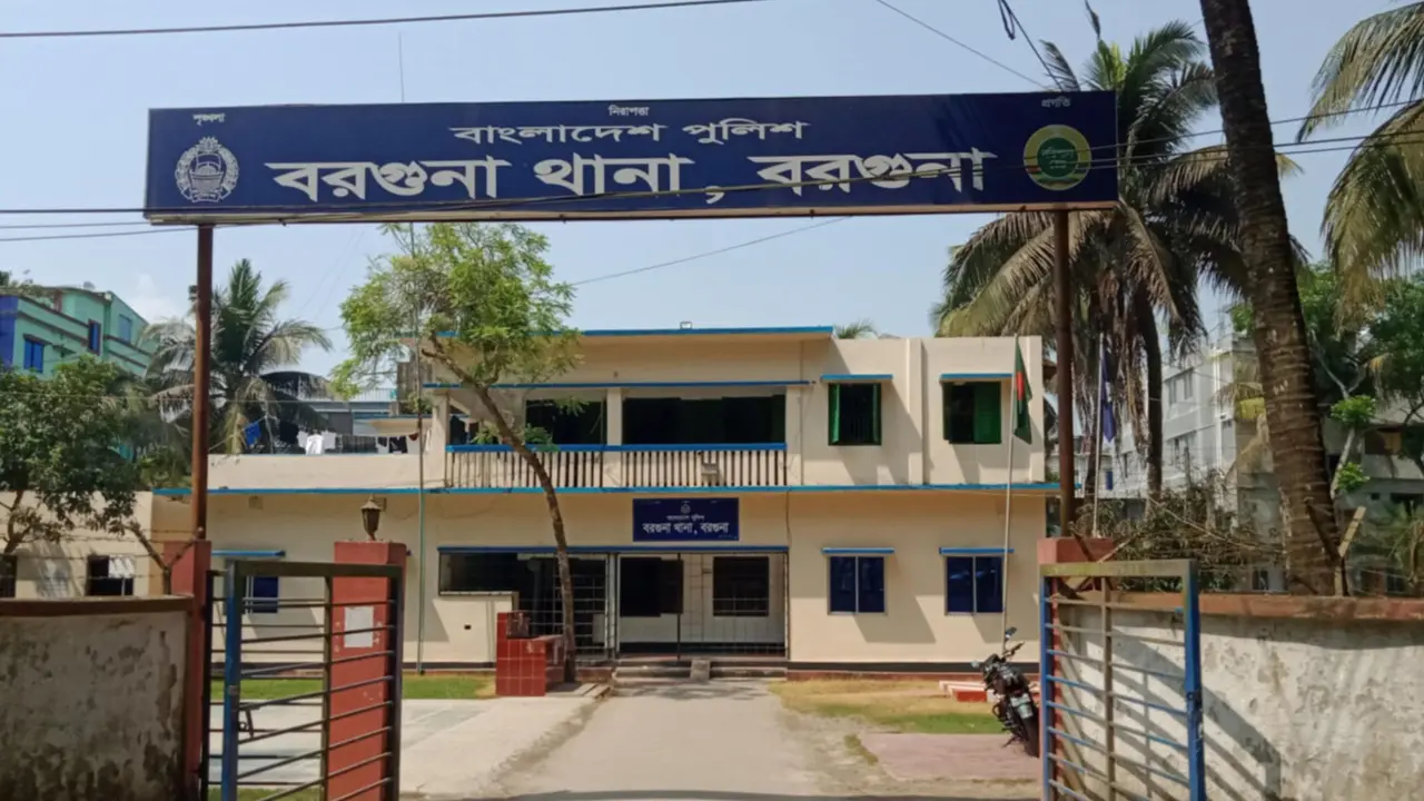 সিগারেট খাওয়া বন্ধ না করায় গৃহবধূর আত্মহত্যা 