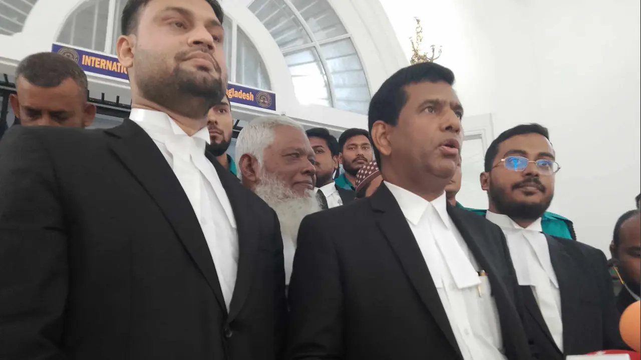 শেখ হাসিনার ‘হেট স্পিচ’ প্রচার না করতে চিফ প্রসিকিউটরের আহ্বান