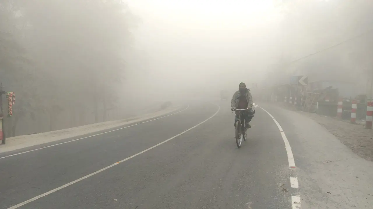 কুড়িগ্রামে শীতে জনজীবন বিপর্যস্ত