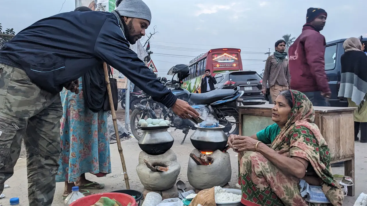 হাসিনা বেগমের জীবন যেন এক সংগ্রামের গল্প
