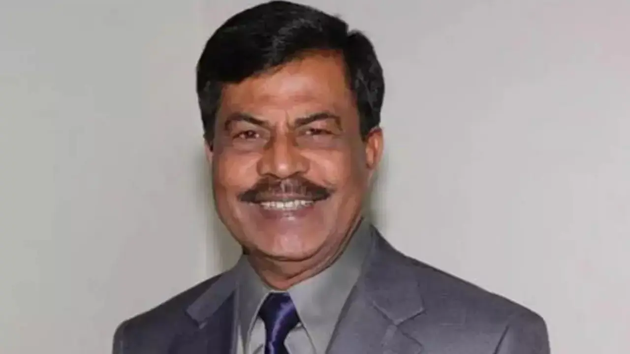 সাবেক এমপি জিন্নাহর স্ত্রীর ব্যাংক হিসাব ফ্রিজ, সম্পদ ক্রোক