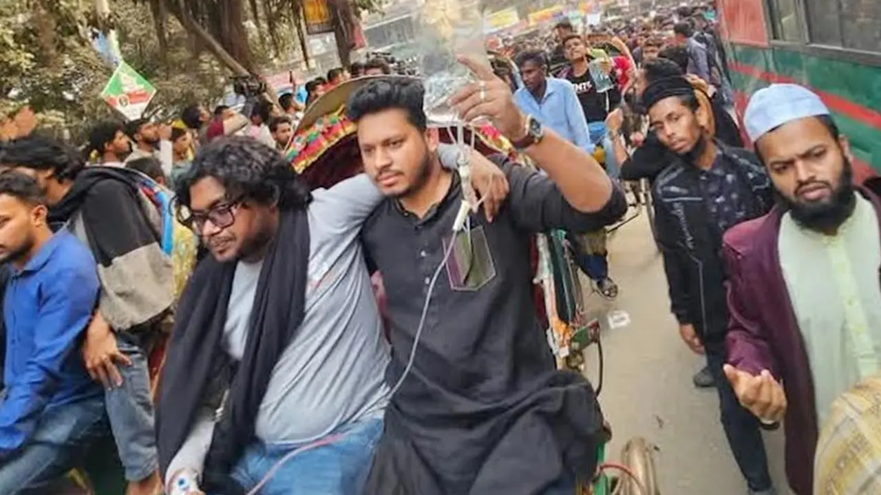সচিবালয়ের পথে জবির অনশনকারী শিক্ষার্থীরা
