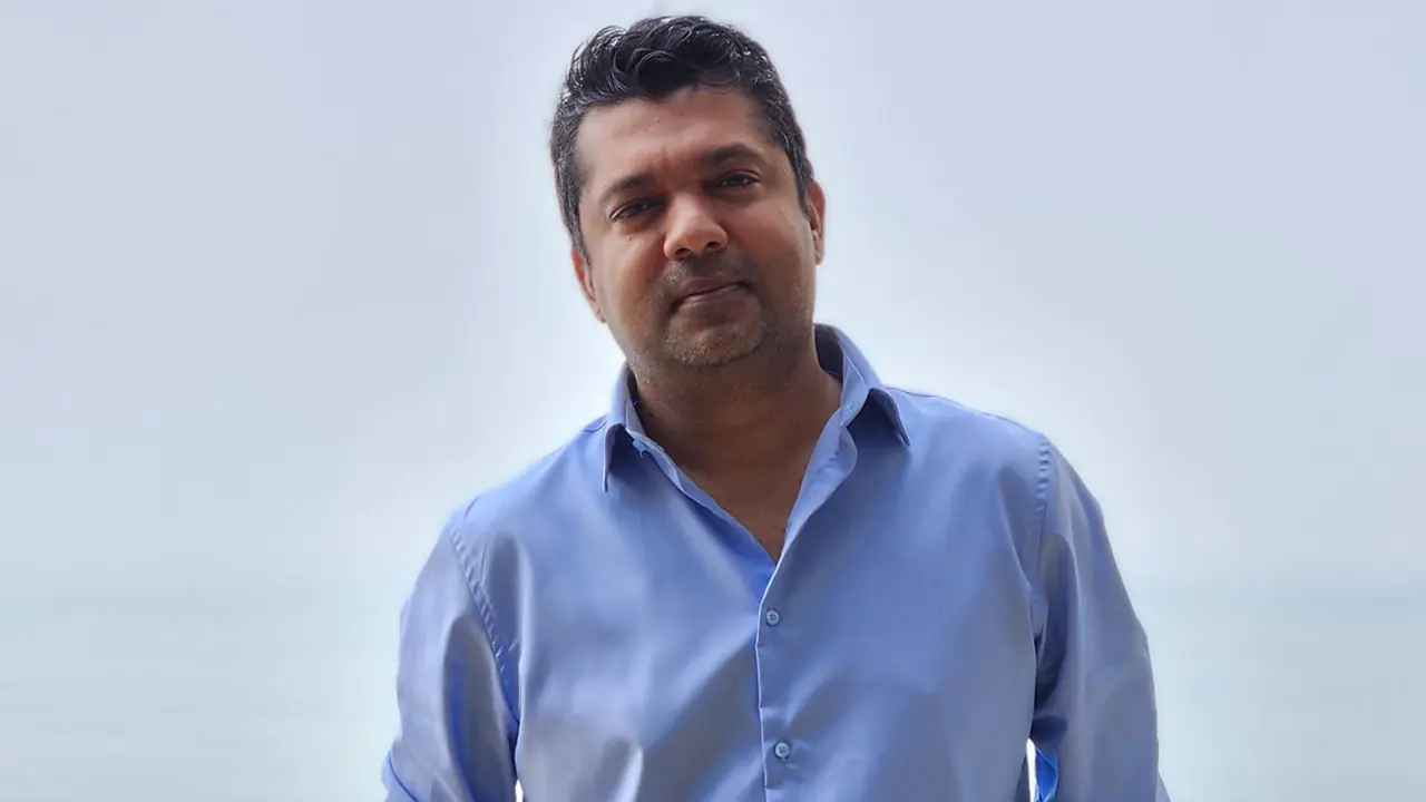 বাবাকে নিয়ে আবেগঘন পোস্ট জয়ের