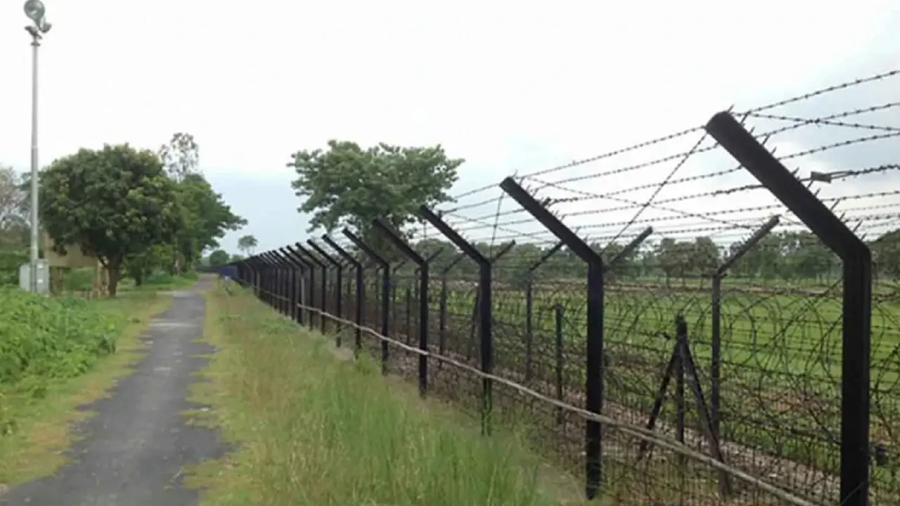 সীমান্তে বাংলাদেশি যুবককে কুপিয়ে হত্যা করল ভারতীয় নাগরিকরা