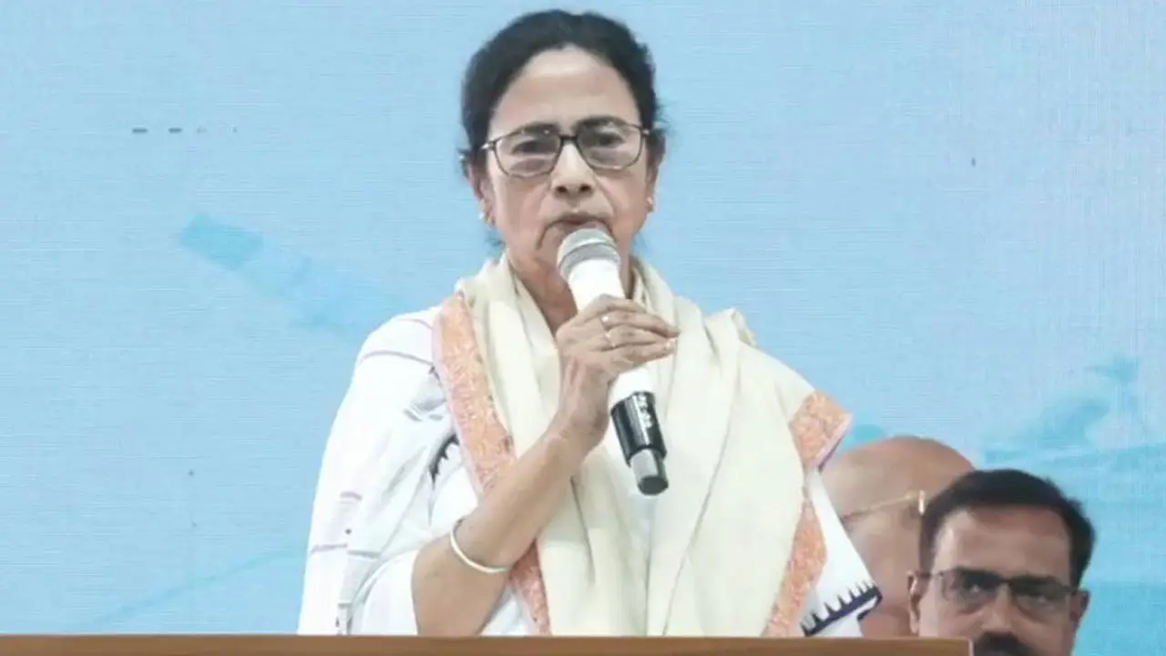 বাংলাদেশে মারধর করা হয়েছে ভারতীয় মৎস্যজীবীদের, দাবি মমতার
