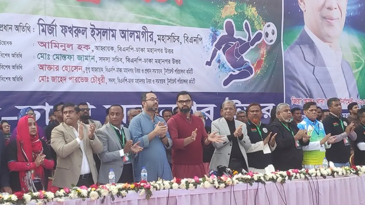 ফুটবল একসময় সবচেয়ে জনপ্রিয় খেলা ছিল, আ.লীগ সেটা নষ্ট করেছে