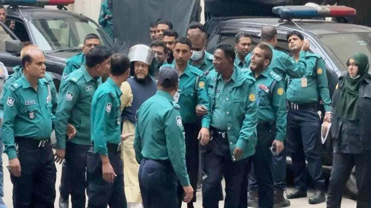 অস্ত্র মামলায় মতিউরের ১০ দিনের রিমান্ড চায় পুলিশ