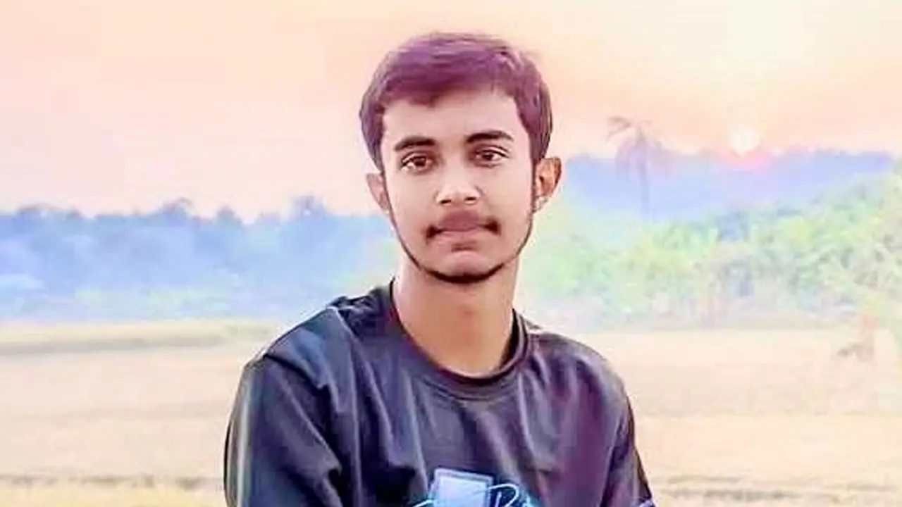 থার্টিফার্স্ট উদযাপন করতে গিয়ে ছাদ থেকে পড়ে স্কুলছাত্রের মৃত্যু