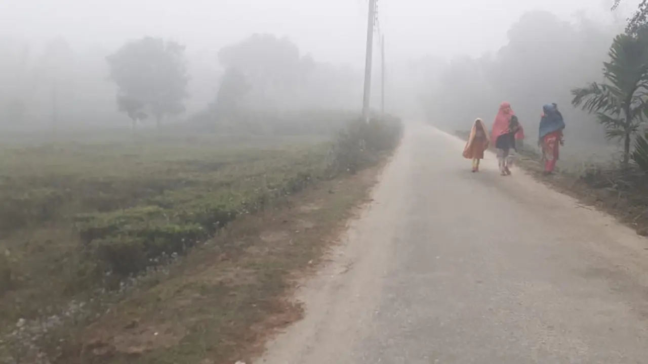 পঞ্চগড়ে ফের মৃদু শৈত্যপ্রবাহ, সূর্যের দেখা নেই টানা ৬ দিন