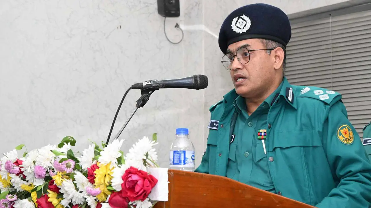 ন্যায়বিচার প্রতিষ্ঠায় পুলিশ-জনগণকে ঐক্যবদ্ধ হতে হবে