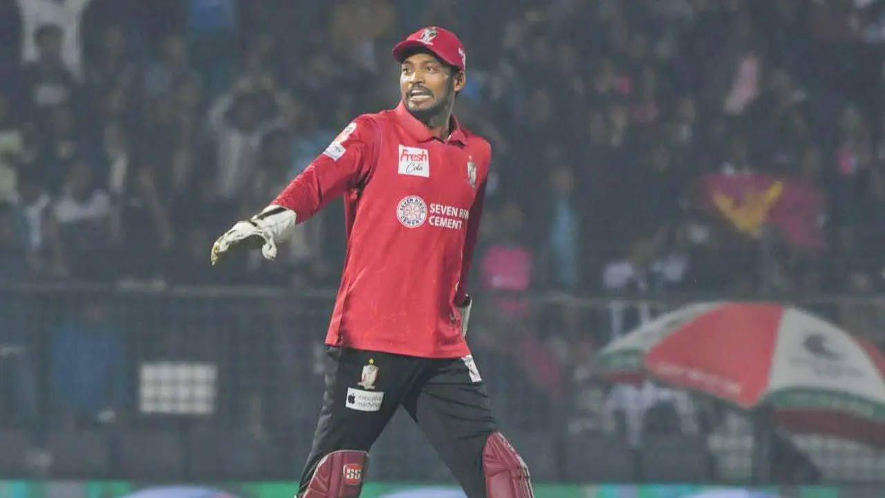 ব্যাটিং-বোলিংয়ের পর শান্ত এখন ‘উইকেটকিপার’