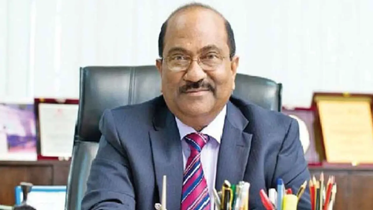কেন্দ্রীয় ব‌্যাং‌কে দুদকের দল, জানা যাবে কী আছে সু‌রের লকারে