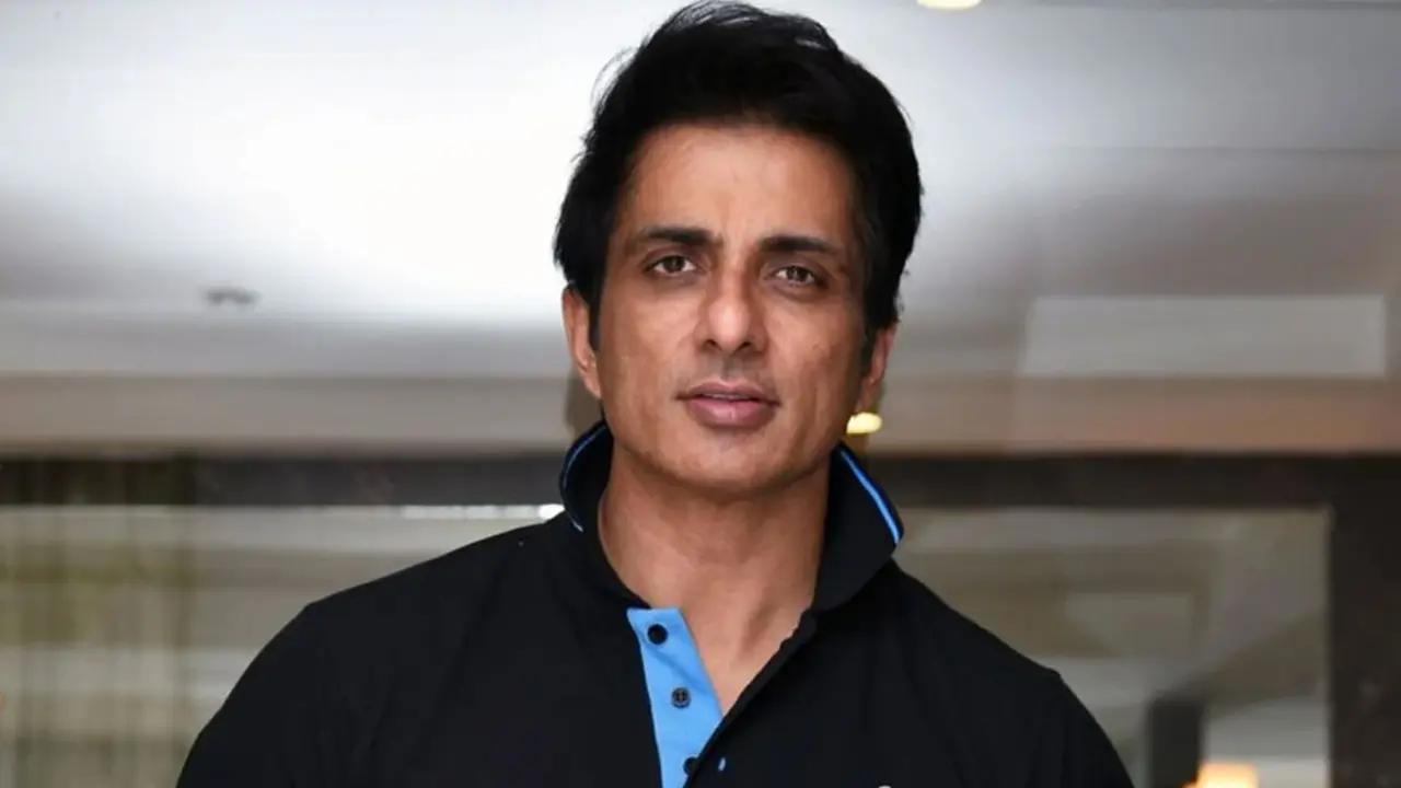‘গোপনে অনেকে পানীয়র মধ্যে কিছু মিশিয়ে দেওয়ার চেষ্টা করেছে’