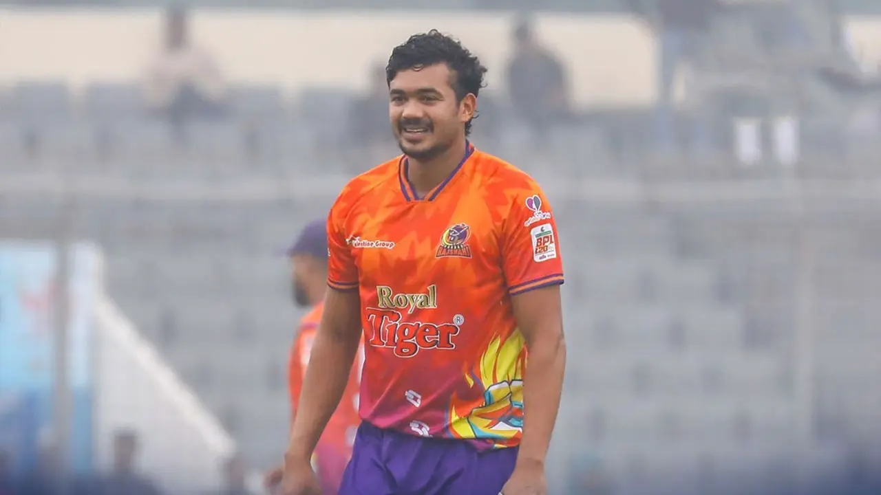 বিপিএলের ইতিহাসগড়া স্পেল তাসকিনের, ভাগ বসালেন বিশ্বরেকর্ডে